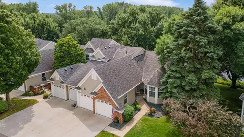 1246 Pond View Ln, White Bear Township, MN 55110