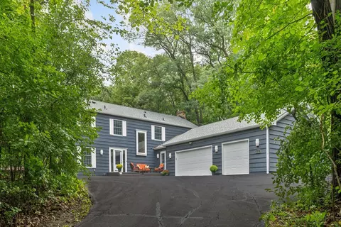 1701 Oakland Rd, Minnetonka, MN 55305