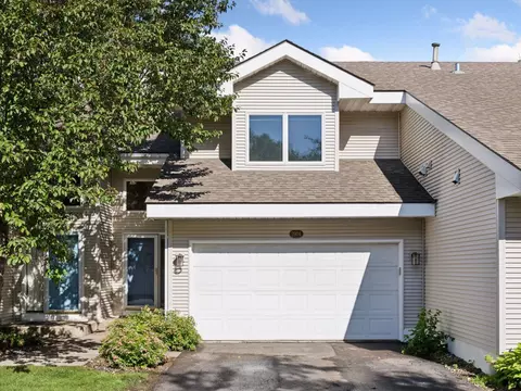 2904 Old Highway 8, Saint Anthony, MN 55418