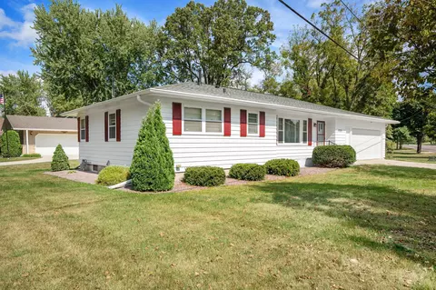 808 Cherry St, Owatonna, MN 55060