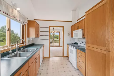 1002 Marsh View Rd, Braham, MN 55006 photo 6
