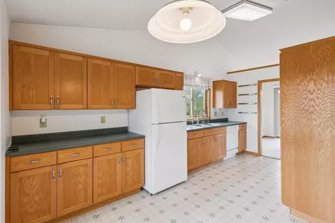 1002 Marsh View Rd, Braham, MN 55006 photo 4