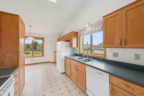 1002 Marsh View Rd, Braham, MN 55006 photo 5