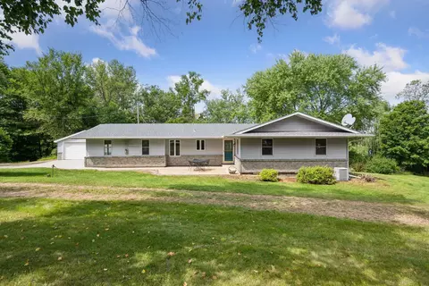 7625 Xenia St, Greenfield, MN 55357 photo 2