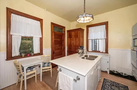 Kitchen - 1616 E 1st St, Duluth, MN 55812 photo 2 of 4