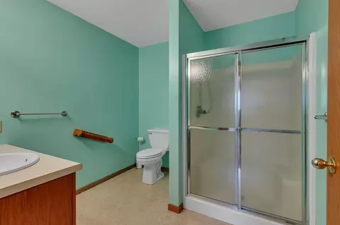 Bath - 2000 20th St SW, Willmar, MN 56201 photo 2 of 2