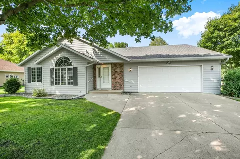 Exterior - 2000 20th St SW, Willmar, MN 56201 photo 2 of 7