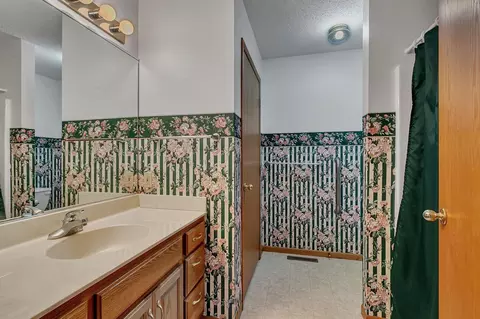 Bath - 2000 20th St SW, Willmar, MN 56201 photo 1 of 2