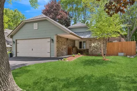 6141 Concord Hill Ln, Minnetonka, MN 55345