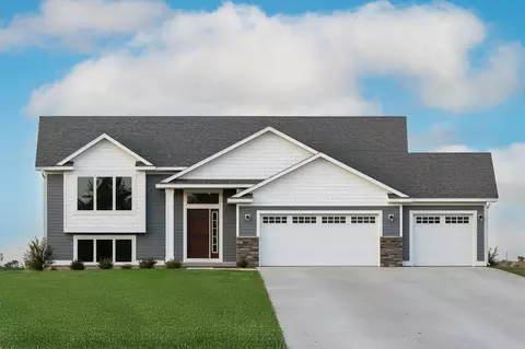 675 1st St SE, Elgin, MN 55932