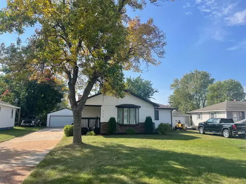 724 Richwood Rd, Detroit Lakes, MN 56501