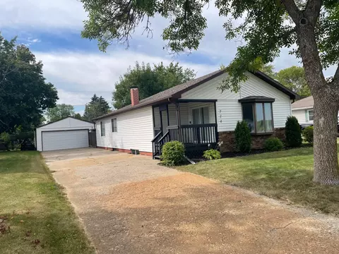 724 Richwood Rd, Detroit Lakes, MN 56501