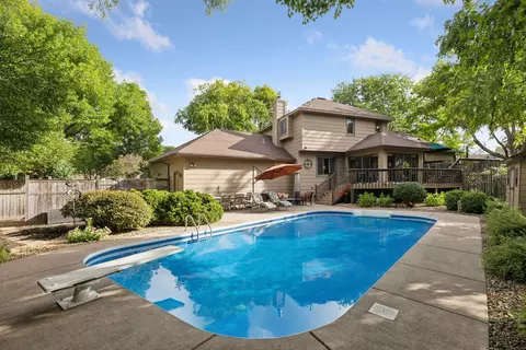 12509 88th Ave N, Maple Grove, MN 55369