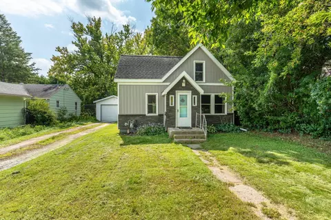 314 E Cecil Ave, Fergus Falls, MN 56537