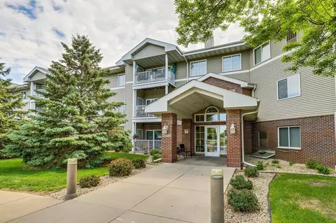 15400 Chippendale Ave W #216, Rosemount, MN 55068