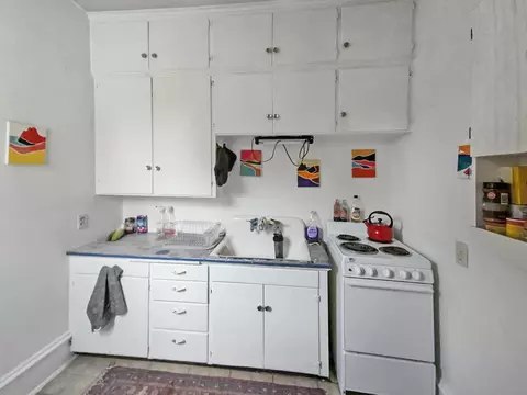 Kitchen - 418 N 7th St, Brainerd, MN 56401 photo 4 of 5
