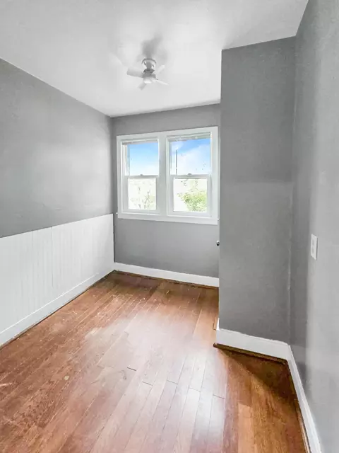 Bedroom - 418 N 7th St, Brainerd, MN 56401 photo 5 of 11