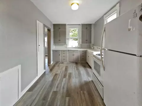 Kitchen - 418 N 7th St, Brainerd, MN 56401 photo 3 of 5