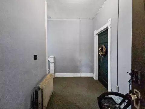 Entry Way - 418 N 7th St, Brainerd, MN 56401 photo 2 of 5
