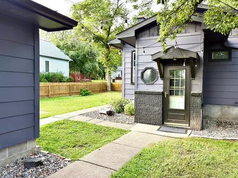 Exterior - 5324 Juniata St, Duluth, MN 55804 photo 2 of 18