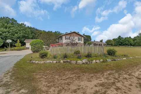 Exterior - 3863 43rd Ave S, Saint Cloud, MN 56301 photo 19 of 25