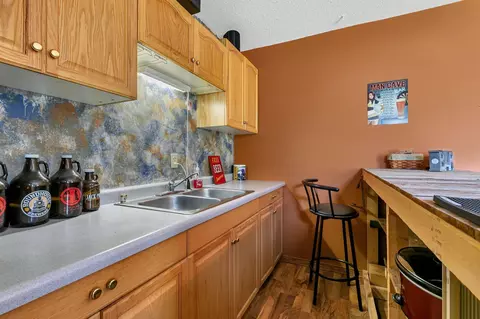 Kitchen - 3863 43rd Ave S, Saint Cloud, MN 56301 photo 4 of 5