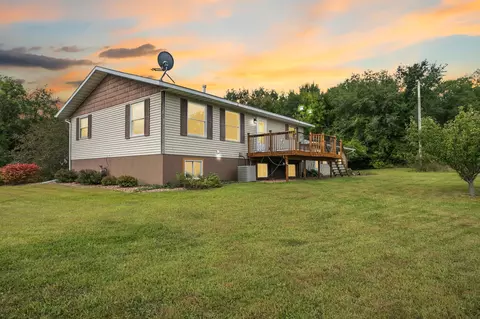 Exterior - 3863 43rd Ave S, Saint Cloud, MN 56301 photo 3 of 25
