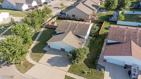 1652 6th St W, West Fargo, ND 58078