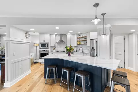 Kitchen - 4476 Denbigh Rd, Mound, MN 55364 photo 3 of 5