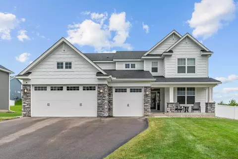 8015 182nd St W, Lakeville, MN 55044