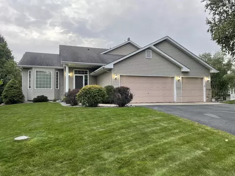 19956 Evensong Ave, Farmington, MN 55024