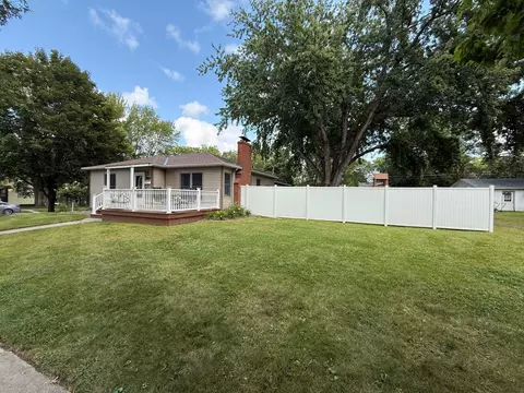1122 N 4th St, Montevideo, MN 56265 photo 4