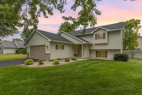 1402 Bluebill Blvd, Buffalo, MN 55313