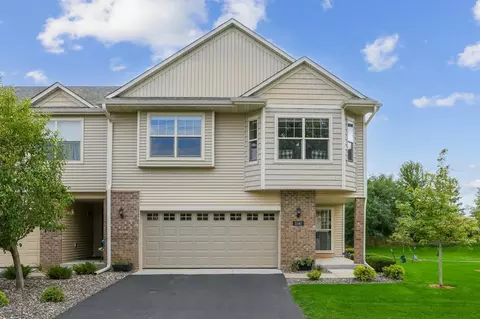3140 Legacy Ln, Woodbury, MN 55129