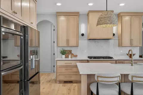 Kitchen - 973 200th Ave NW, Cedar, MN 55011 photo 4 of 6