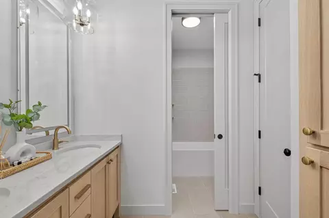 Bath - 973 200th Ave NW, Cedar, MN 55011 photo 2 of 10