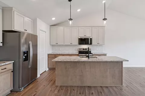 1096 Prospect Pointe Rd, Jordan, MN 55352 photo 8