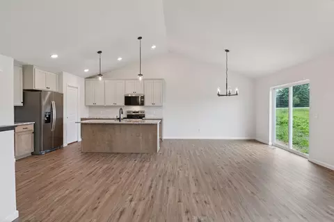 1096 Prospect Pointe Rd, Jordan, MN 55352 photo 3