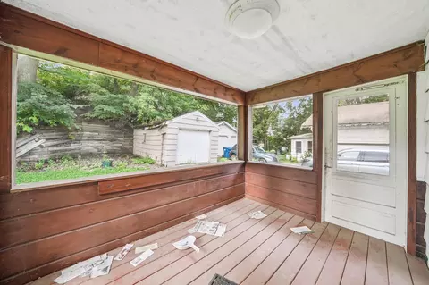 Exterior - 150 Bell St, Excelsior, MN 55331 photo 4 of 7