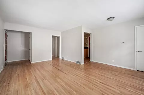Living - 150 Bell St, Excelsior, MN 55331 photo 4 of 4