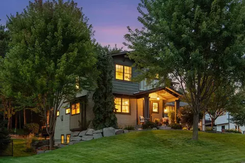 15622 Michele Ln, Eden Prairie, MN 55346