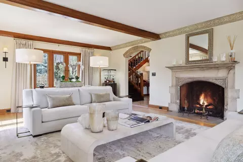 2653 Plymouth Rd, Minnetonka, MN 55305