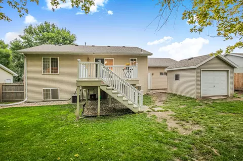 Exterior - 606 25th St SE, Willmar, MN 56201 photo 3 of 7