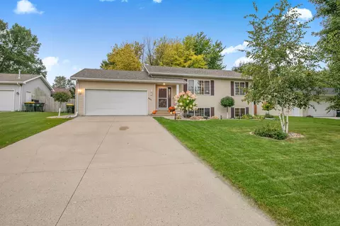 Exterior - 606 25th St SE, Willmar, MN 56201 photo 2 of 7