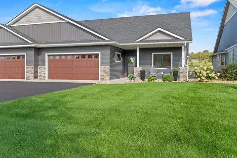 3563 New Castle Dr, River Falls, WI 54022