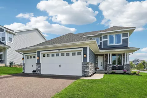 9241 6th St N, Lake Elmo, MN 55042