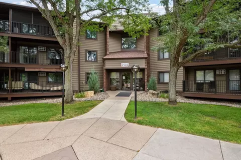 7501 W 101st St #310, Bloomington, MN 55438