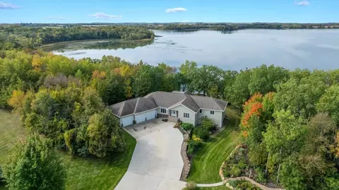 29216 Pleasant Lake Rd, Underwood, MN 56586