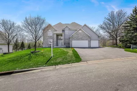 16187 Hawthorn Path, Lakeville, MN 55044