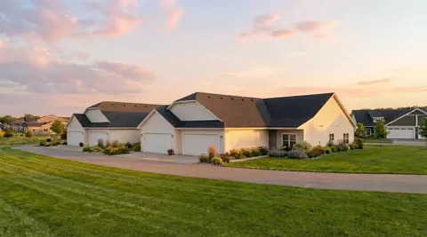 425 Ford St E, Northfield, MN 55057